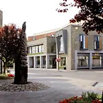 Castle 4*