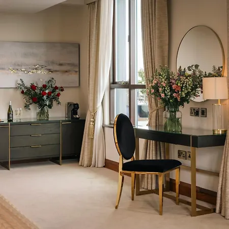 Hotel Castle Trim
